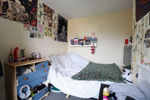 Bedroom- click for photo gallery